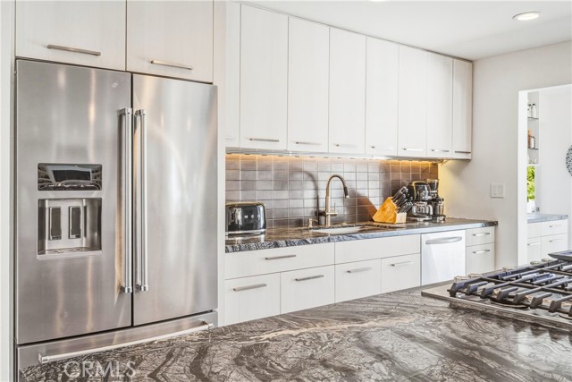 Detail Gallery Image 34 of 75 For 2736 S Camino Real, Palm Springs,  CA 92264 - 4 Beds | 3 Baths