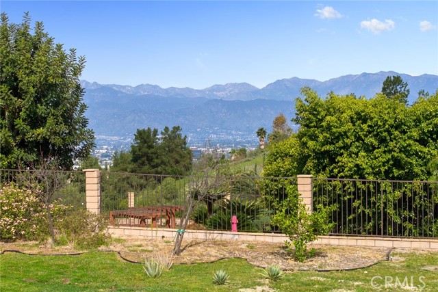 Image 24 of 32 For 1051 Promontory Pl