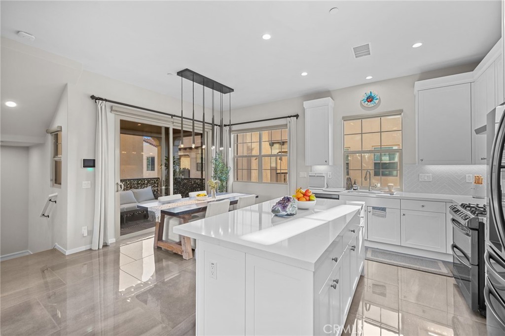 MLS #DW25267885 image #10