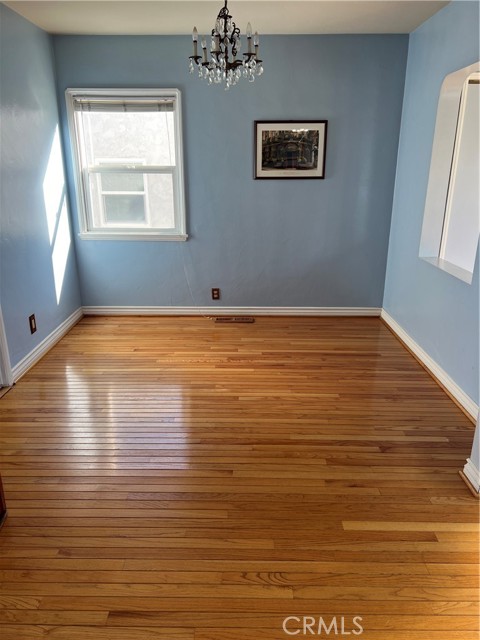 8414 Bleriot Avenue, Los Angeles CA: https://media.crmls.org/medias/7fcea6ac-1d4a-4e7f-950c-31d53e7b4664.jpg