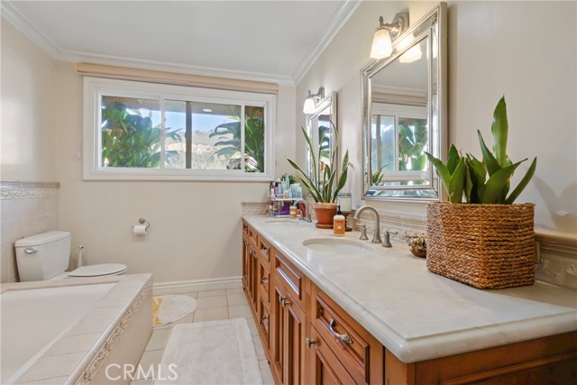 Detail Gallery Image 25 of 38 For 4002 Admirable Dr, Rancho Palos Verdes,  CA 90275 - 4 Beds | 2 Baths