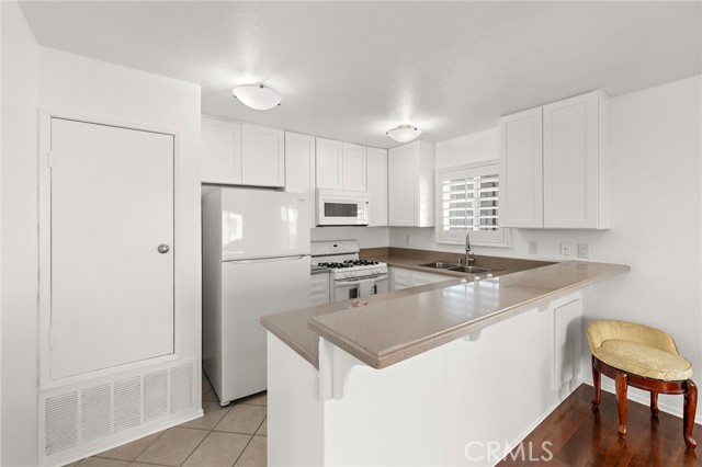 Detail Gallery Image 9 of 37 For 29228 Murrieta, Menifee,  CA 92586 - 2 Beds | 1 Baths