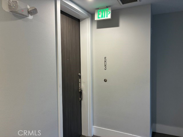 1817 Prosser Avenue, Los Angeles CA: https://media.crmls.org/medias/7fcf0a2a-8b02-4c0f-93e0-40254837b425.jpg