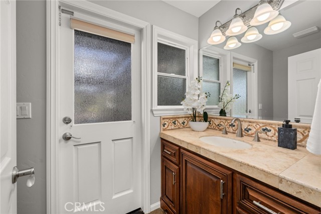 2465 Via Oeste Drive, Fallbrook CA: https://media.crmls.org/medias/7fcf29ba-7bc0-49ff-af3e-d24191a32be9.jpg