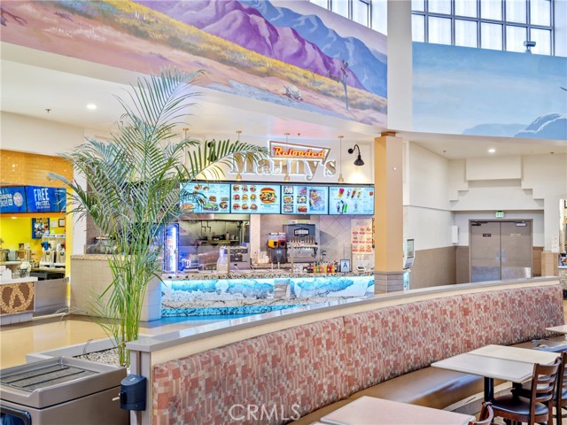 0 Manny's Reloaded, Victorville CA: https://media.crmls.org/medias/7fd11136-c1fd-49df-8e92-a85ab67b246c.jpg