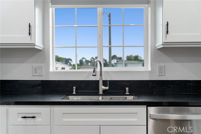 Detail Gallery Image 18 of 39 For 329 E Lanzit, Los Angeles,  CA 90061 - 3 Beds | 2 Baths