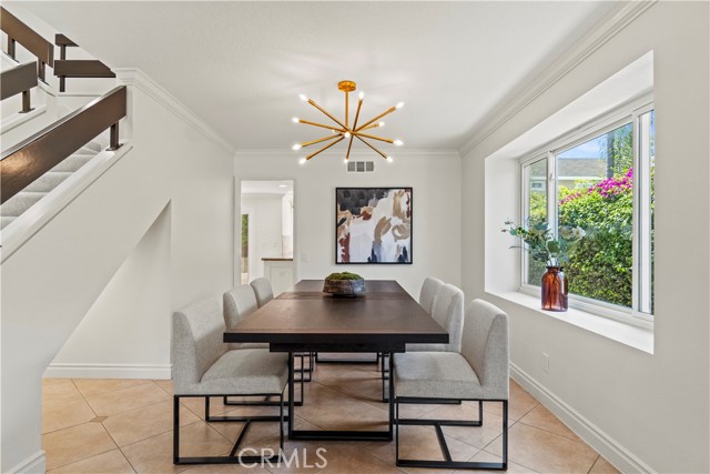 16 Harrisburg, Irvine CA: https://media.crmls.org/medias/7fd34d89-0b88-47eb-ac80-3136abdb4c0d.jpg