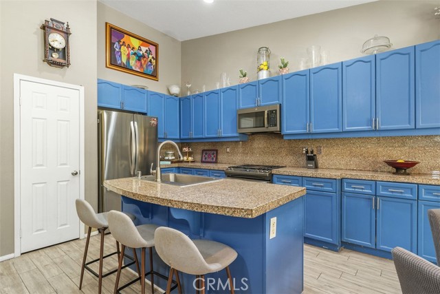 23591 Madison Avenue, Murrieta CA: https://media.crmls.org/medias/7fd3759c-3077-4f1c-87fe-7e7d08f4b165.jpg