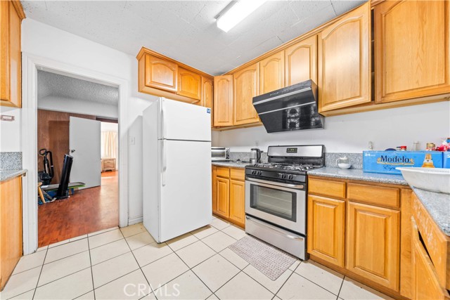 Detail Gallery Image 16 of 34 For 266 N Wilson Ave, Pasadena,  CA 91106 - 3 Beds | 2 Baths