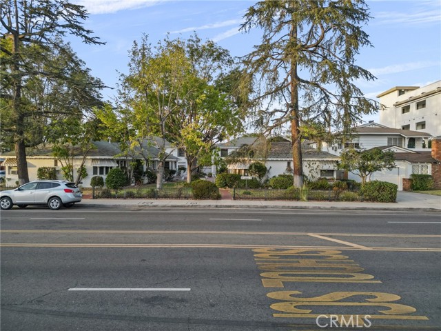 Detail Gallery Image 27 of 29 For 11613 -27 Moorpark St #11627,  Studio City,  CA 91602 - 2 Beds | 1 Baths