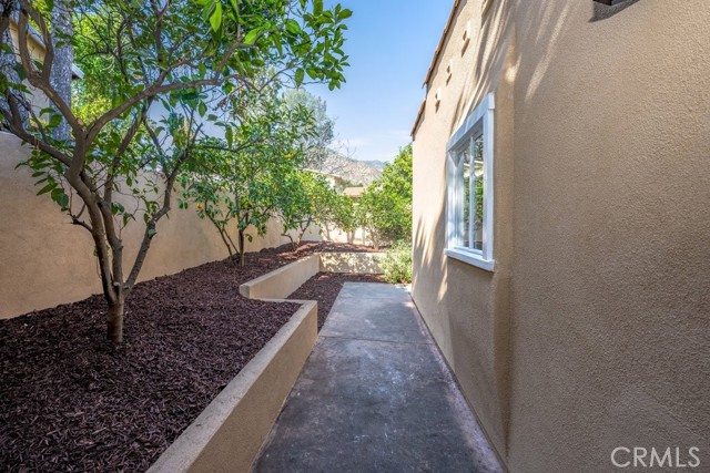 Detail Gallery Image 39 of 41 For 281 San Gabriel Ct, Sierra Madre,  CA 91024 - 4 Beds | 2 Baths