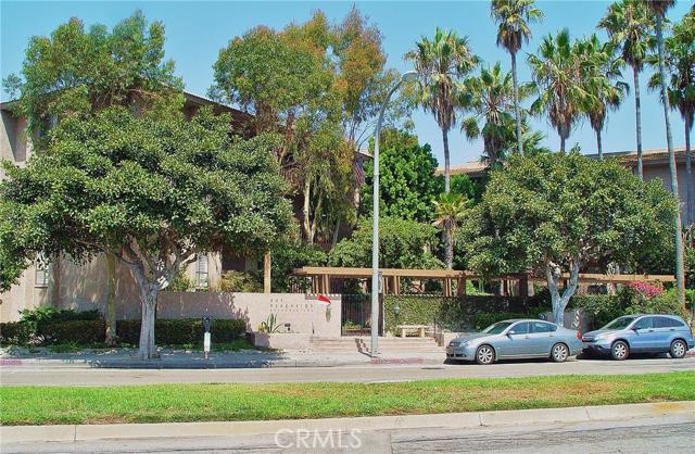 447 Herondo Street, Hermosa Beach, California 90254, 2 Bedrooms Bedrooms, ,2 BathroomsBathrooms,Residential,Sold,Herondo,SB16160451