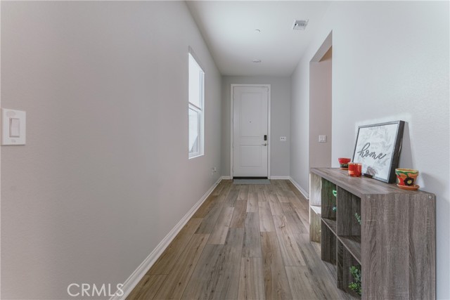 Detail Gallery Image 6 of 30 For 7552 Honeybell Ct, Riverside,  CA 92507 - 4 Beds | 2 Baths