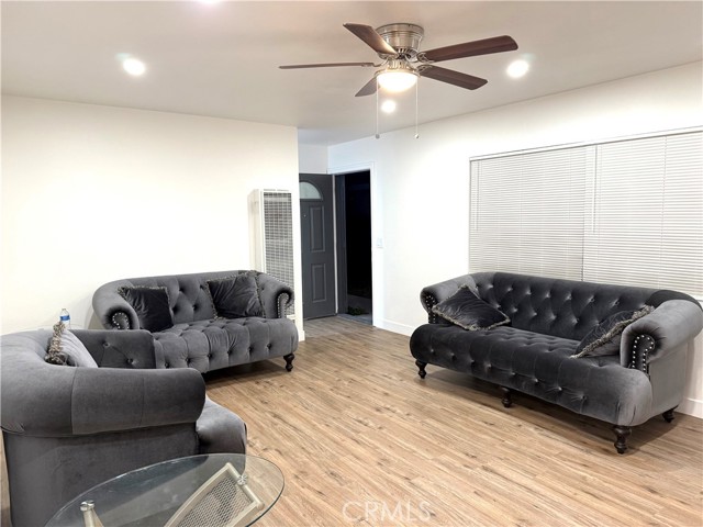 1354 W King Street, San Bernardino CA: https://media.crmls.org/medias/7fd6b7ee-05c7-4984-9eb6-9df4031c947a.jpg