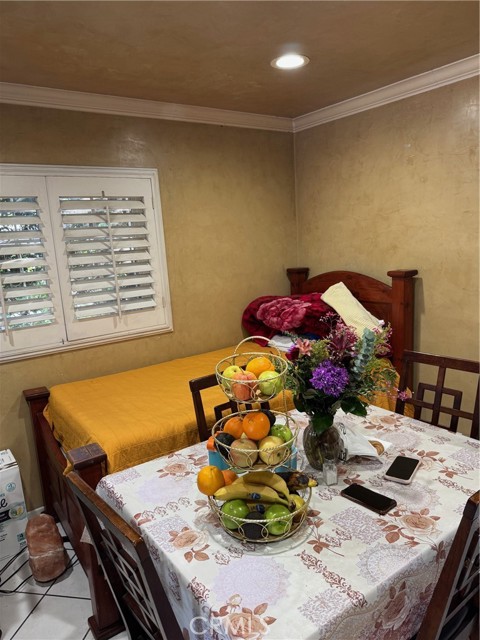 Detail Gallery Image 3 of 13 For 860 W 73rd St., Los Angeles,  CA 90044 - – Beds | – Baths