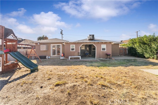 Detail Gallery Image 7 of 21 For 452 452 W Cornell Dr, Rialto,  CA 92376 - 3 Beds | 2 Baths