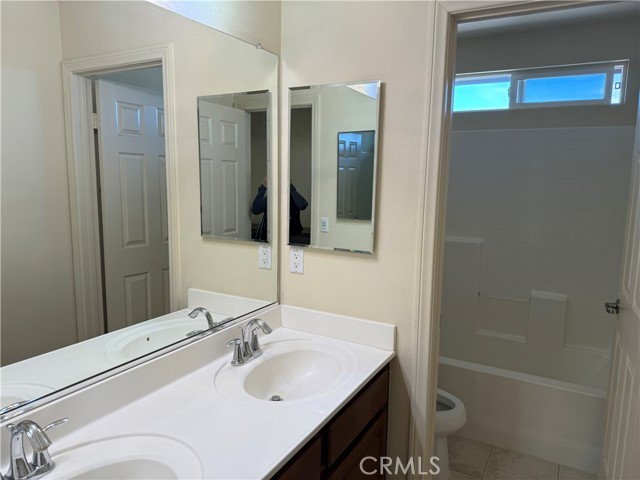 Detail Gallery Image 10 of 10 For 14626 Ithica Dr, Corona,  CA 92880 - 5 Beds | 3 Baths