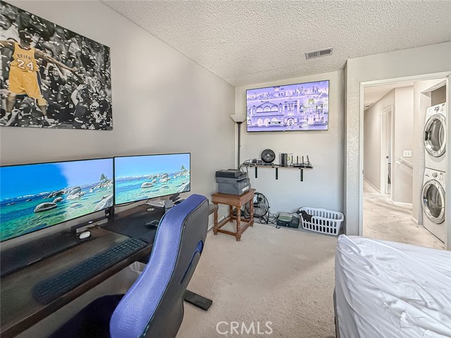 Detail Gallery Image 24 of 39 For 152 Maegan Pl #8,  Thousand Oaks,  CA 91362 - 3 Beds | 2/1 Baths