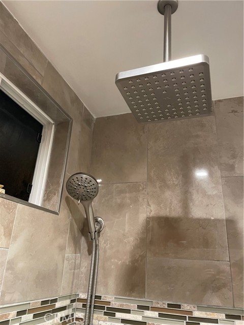 10016 Sophia Avenue, North Hills CA: https://media.crmls.org/medias/7fd850db-439c-473c-a1a1-d3681f10418f.jpg