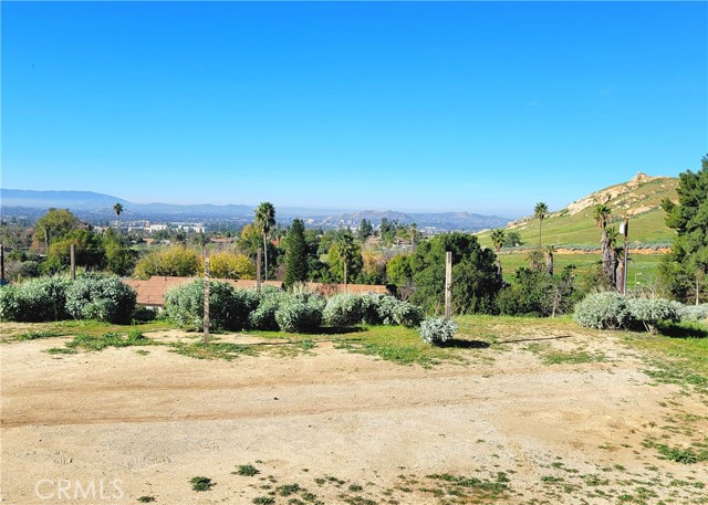 Detail Gallery Image 2 of 42 For 2935 Galaxie Heights Rd, Riverside,  CA 92507 - – Beds | – Baths