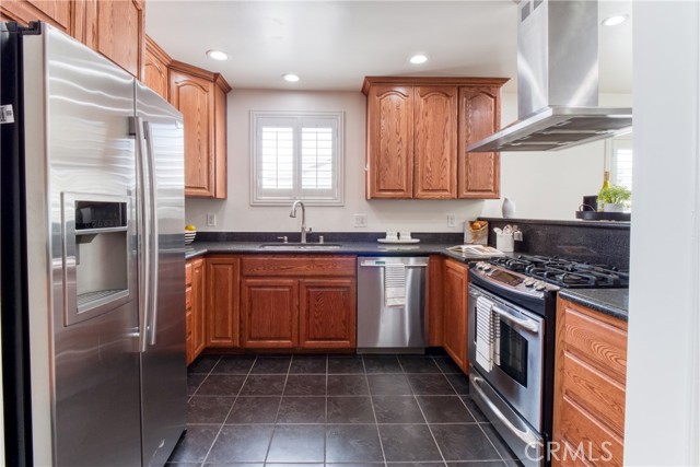 Detail Gallery Image 11 of 26 For 3442 Clark Ave, Long Beach,  CA 90808 - 3 Beds | 2 Baths