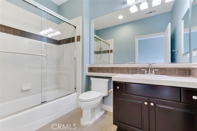 Detail Gallery Image 34 of 50 For 12826 via Donatello, Porter Ranch,  CA 91326 - 4 Beds | 4/1 Baths