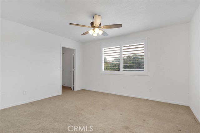 Detail Gallery Image 17 of 38 For 5378 Bellflower St, Oak Hills,  CA 92344 - 4 Beds | 2/1 Baths