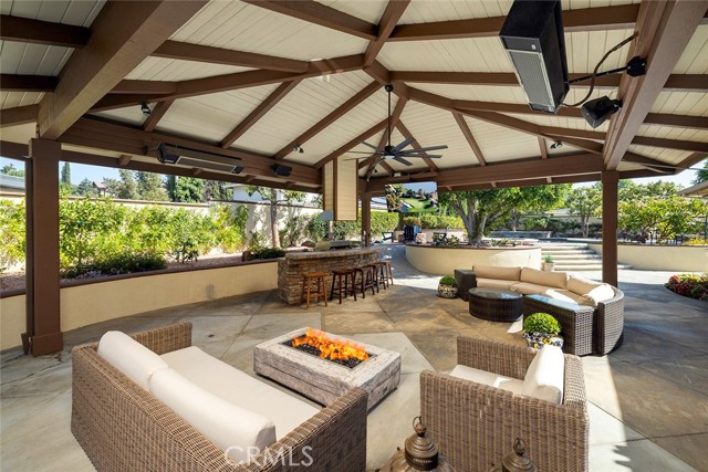 Detail Gallery Image 3 of 45 For 19151 Oriente Dr, Yorba Linda,  CA 92886 - 4 Beds | 4/1 Baths