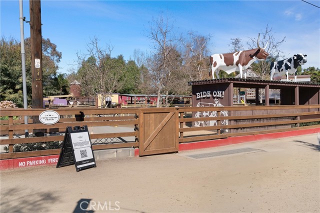 Image 46 of 50 For 31472 Via La Senda  28