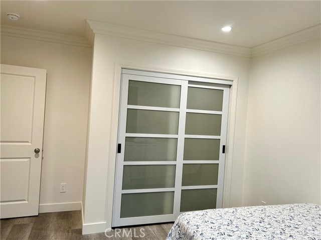 223 N St Andrews Place, Los Angeles CA: https://media.crmls.org/medias/7fdcd492-a944-40d1-a50f-18d53cc1b48d.jpg