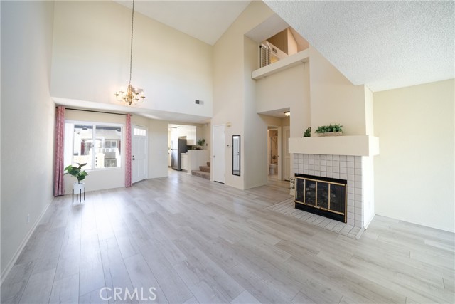 5 Elmbrook, Aliso Viejo CA: https://media.crmls.org/medias/7fdd9758-4553-4940-ab7d-86c94c81fd76.jpg