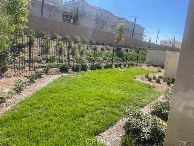 Detail Gallery Image 9 of 10 For 2058 Bergamot, Redlands,  CA 92374 - 3 Beds | 2/1 Baths