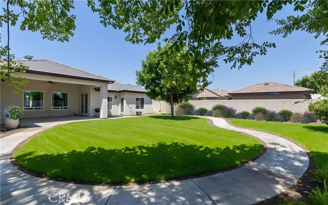 14507 Evadell Court, Bakersfield CA: https://media.crmls.org/medias/7fddd50d-2e56-4a7f-a9c7-d8b6820fd69b.jpg