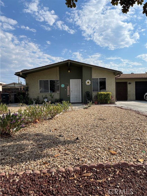 Detail Gallery Image 3 of 13 For 1943 Calle Arboleda, Hemet,  CA 92545 - 2 Beds | 1 Baths