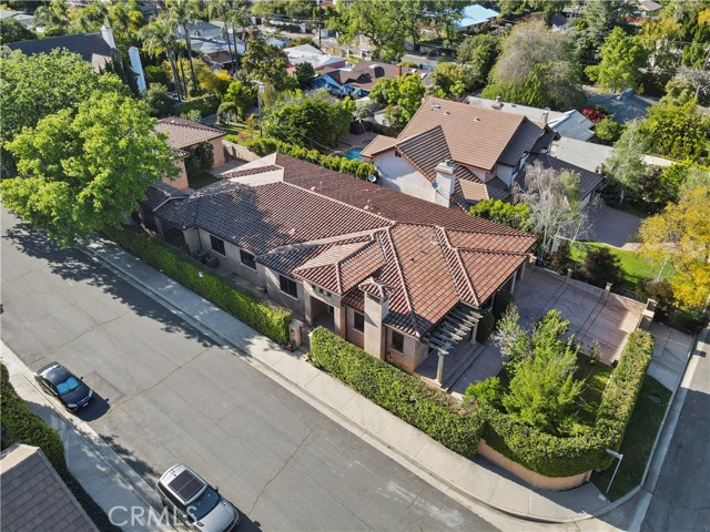 Detail Gallery Image 63 of 69 For 5141 Genesta Ave, Encino,  CA 91316 - 7 Beds | 8/1 Baths