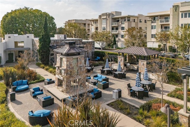 Detail Gallery Image 45 of 56 For 12921 Mission Ave #102,  Hawthorne,  CA 90250 - 2 Beds | 3 Baths