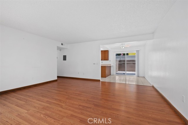 11782 Garden Grove Boulevard, Garden Grove CA: https://media.crmls.org/medias/7fdf062d-2642-42ea-bf67-bb711969371f.jpg