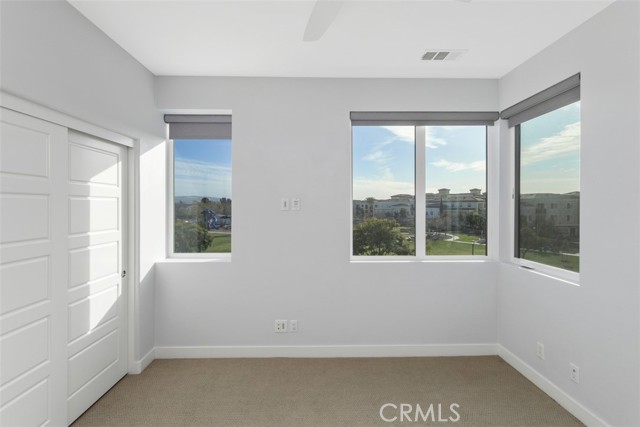 Detail Gallery Image 24 of 40 For 430 Transport, Tustin,  CA 92782 - 4 Beds | 3/1 Baths