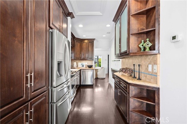 541 Thalia Street, Laguna Beach CA: https://media.crmls.org/medias/7fdfe656-60ac-4952-bf41-8935d29fdd75.jpg