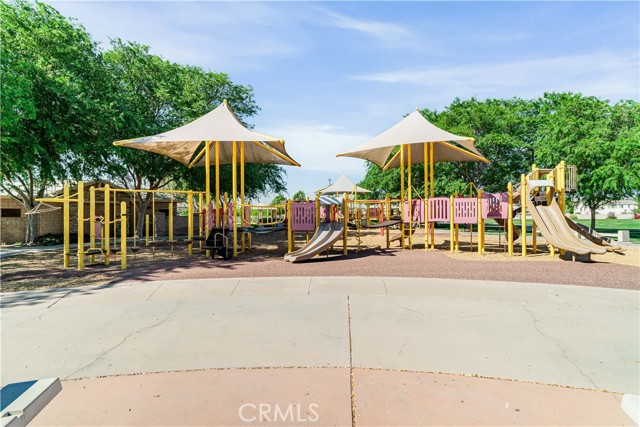 Detail Gallery Image 37 of 40 For 32016 Woodside Ct, Temecula,  CA 92592 - 4 Beds | 3 Baths