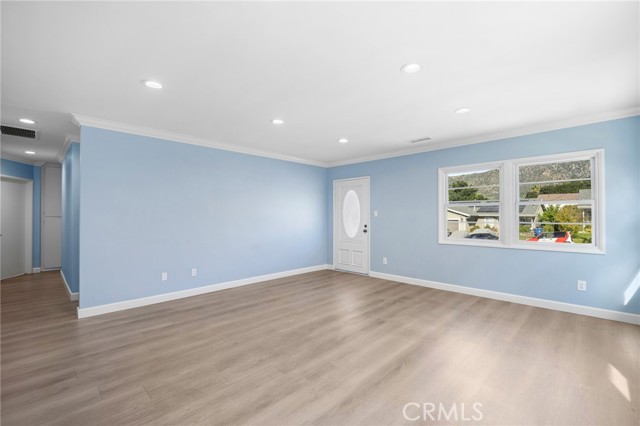 Detail Gallery Image 7 of 29 For 8012 Jayseel St, Sunland,  CA 91040 - 3 Beds | 2 Baths