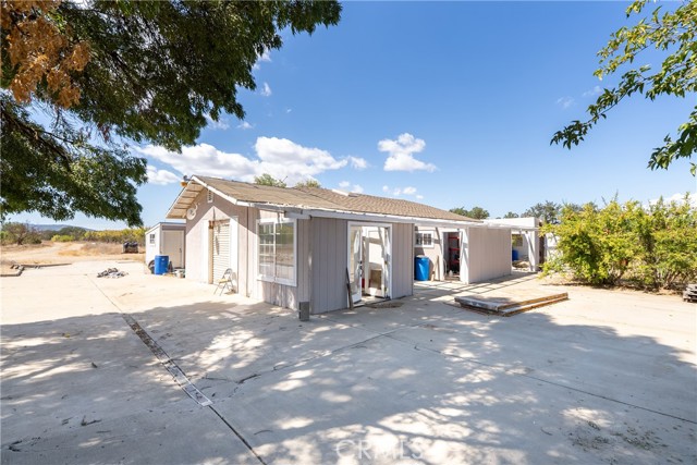 27 Wellsona Road, Paso Robles CA: https://media.crmls.org/medias/7fe30f42-818a-477b-be48-4e47fadc8502.jpg