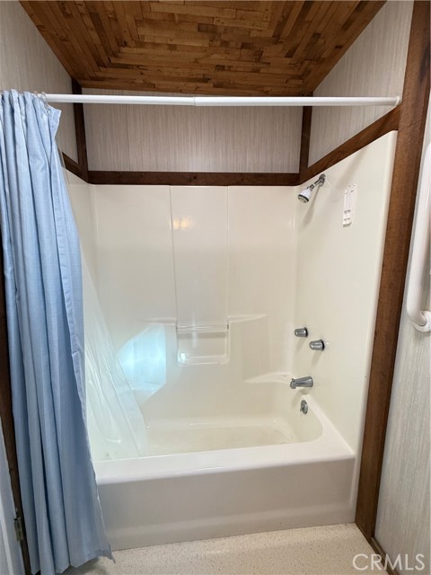 4943 Yaqui Gulch Road, Mariposa CA: https://media.crmls.org/medias/7fe33b54-620a-48f3-bacc-159b5118d641.jpg