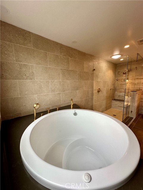 1716 Via La Paz, Burbank CA: https://media.crmls.org/medias/7fe3469f-0aad-46de-8015-f6247697af16.jpg