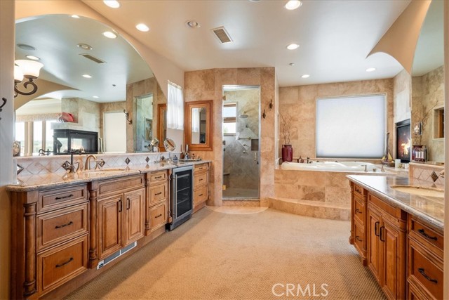 1917 Santa Margarita Drive, Fallbrook CA: https://media.crmls.org/medias/7fe519fc-a1d2-41c2-880f-2c82218788f6.jpg