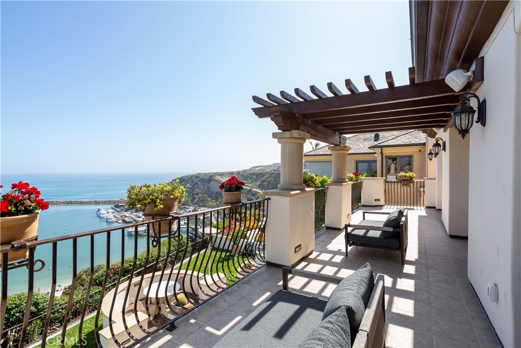 7fe5b8b9 41b7 488f 832a F3539b569f65