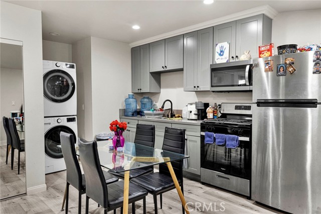 Detail Gallery Image 27 of 56 For 14396 Mojave Ln, Victorville,  CA 92394 - 4 Beds | 2 Baths