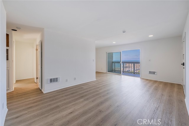 630 The Village, Redondo Beach CA: https://media.crmls.org/medias/7fe60597-114d-4979-a9a2-a1b82ffe50b8.jpg