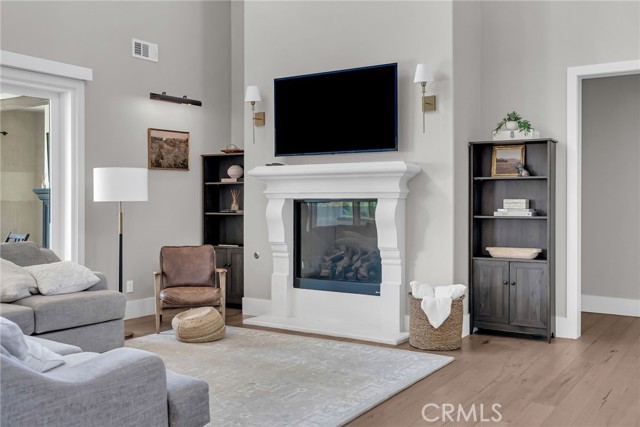 Detail Gallery Image 14 of 19 For 12237 Cortona Pl, Riverside,  CA 92503 - 4 Beds | 4/2 Baths