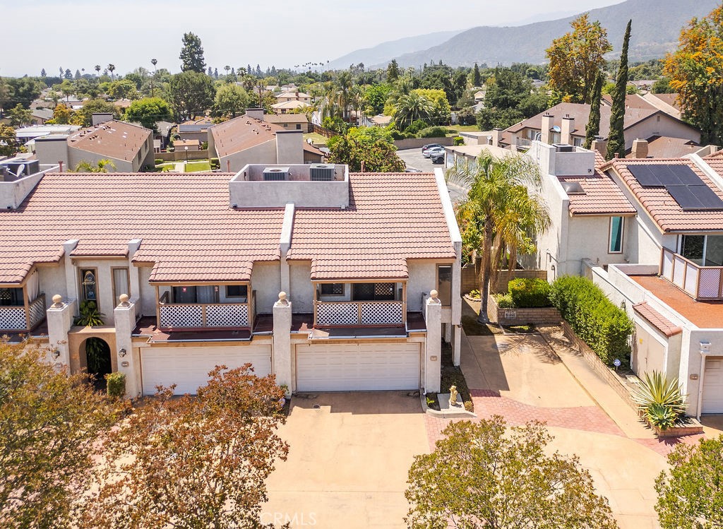 1432 E Foothill Boulevard